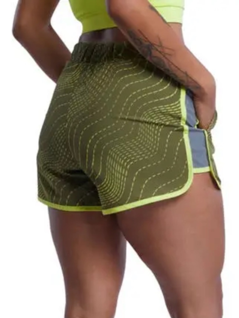 TOMBOYX - Summit Running Green Embrace the Curve Liner Shorts - Medium